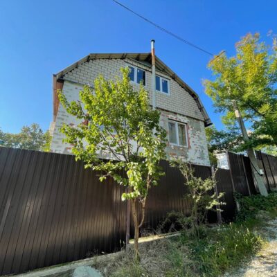 Дом 120 кв.м на земельном участке 4,7 сотки в СНТ Бытовик с.Возрождение г.Геленджик.