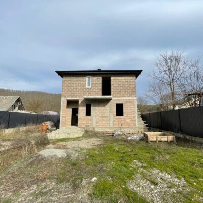 Дом 196 кв.м на земельном участке 5 соток ИЖС в с.Возрождение г.Геленджик.